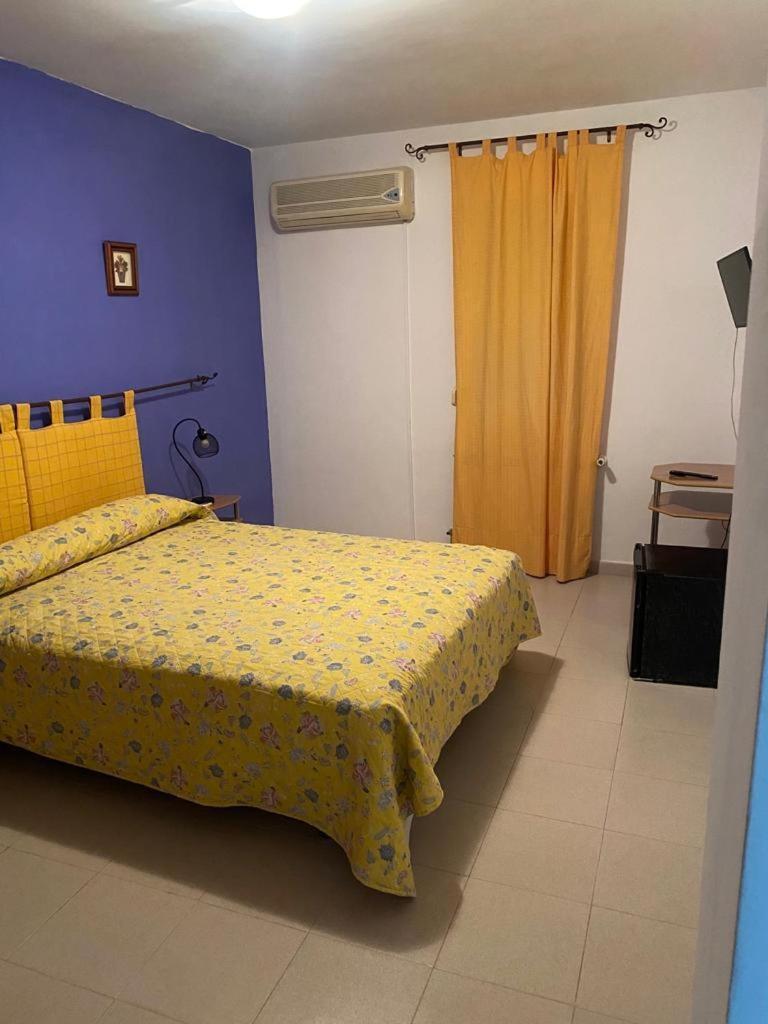 Hostal Y Apartamentos La Vereda Ruidera Eksteriør bilde